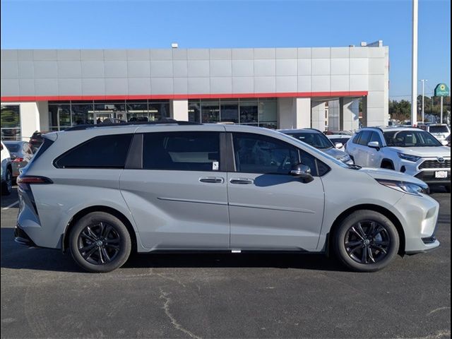 2025 Toyota Sienna XSE