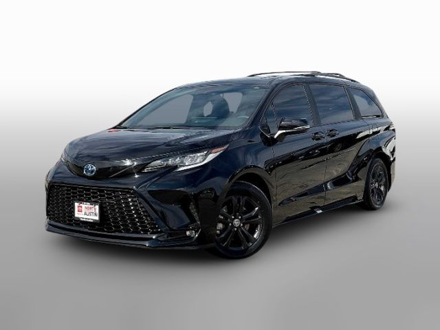 2025 Toyota Sienna XSE