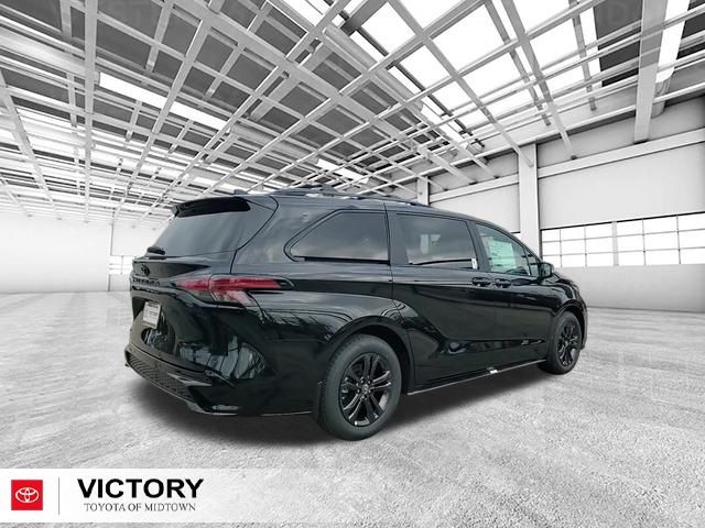 2025 Toyota Sienna XSE