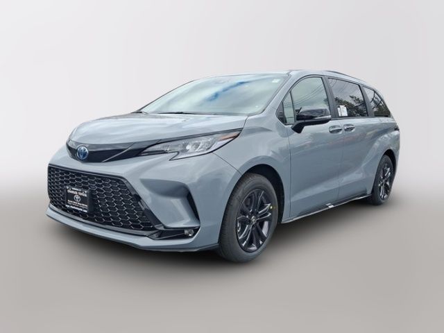 2025 Toyota Sienna XSE