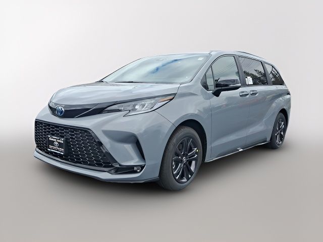 2025 Toyota Sienna XSE