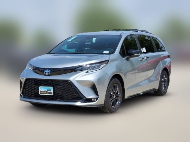 2025 Toyota Sienna XSE