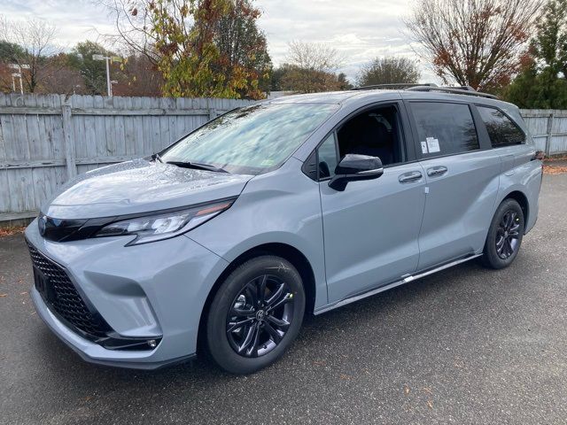 2025 Toyota Sienna XSE