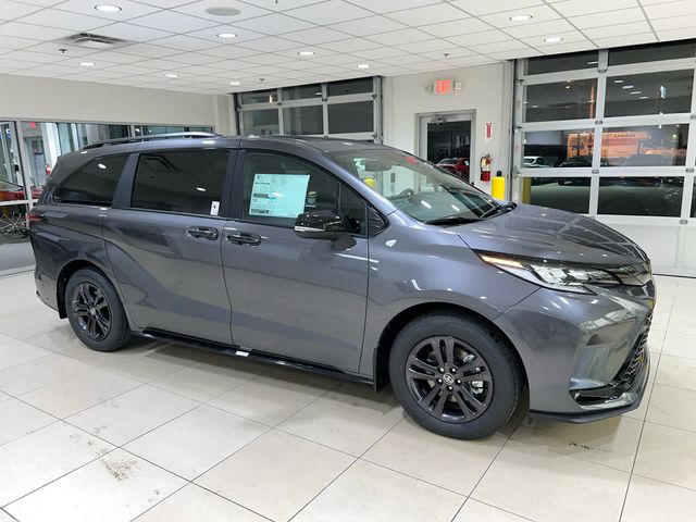 2025 Toyota Sienna XSE