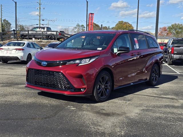 2025 Toyota Sienna XSE