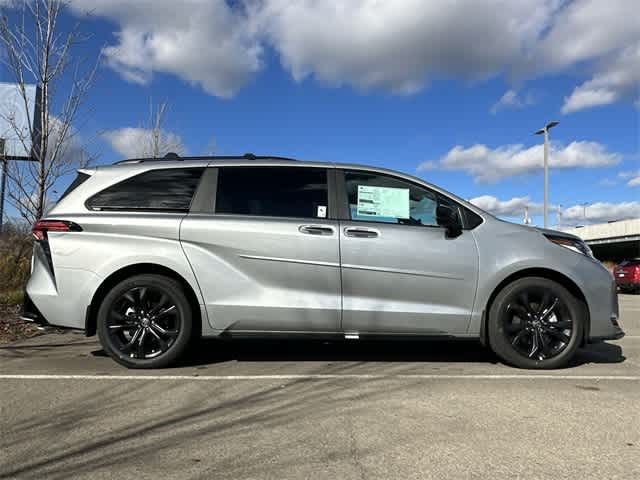 2025 Toyota Sienna XSE