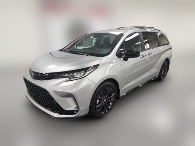 2025 Toyota Sienna XSE