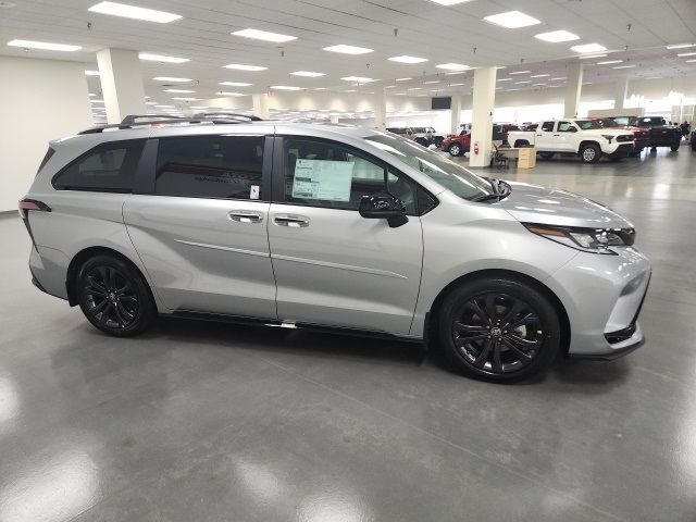 2025 Toyota Sienna XSE