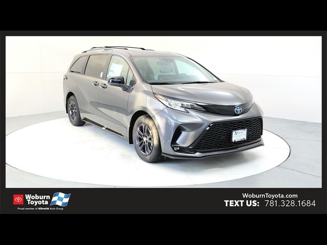 2025 Toyota Sienna XSE