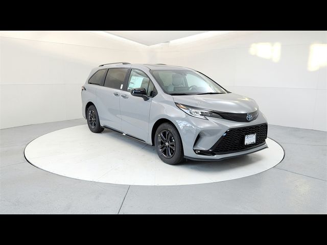 2025 Toyota Sienna XSE