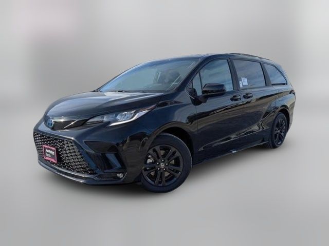 2025 Toyota Sienna XSE