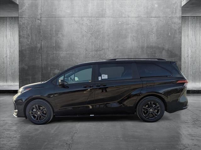 2025 Toyota Sienna XSE