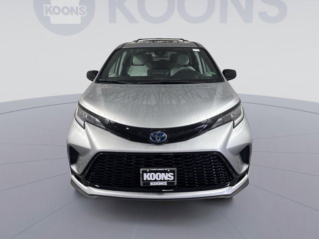 2025 Toyota Sienna XSE