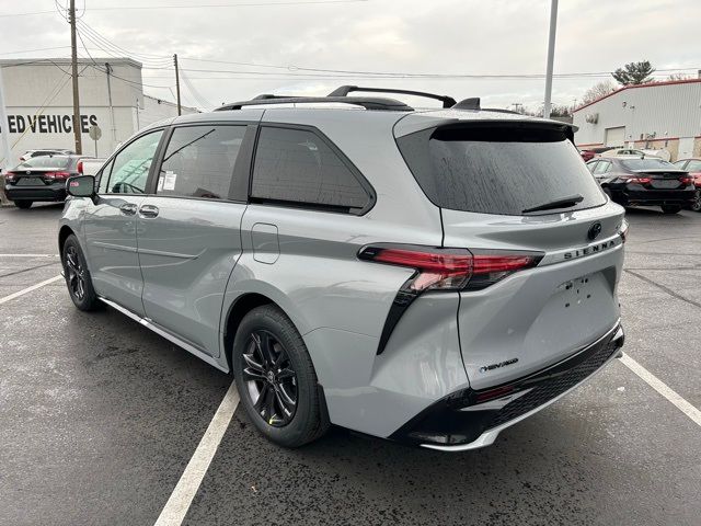 2025 Toyota Sienna XSE