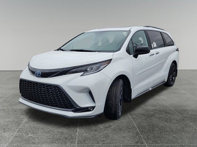 2025 Toyota Sienna XSE