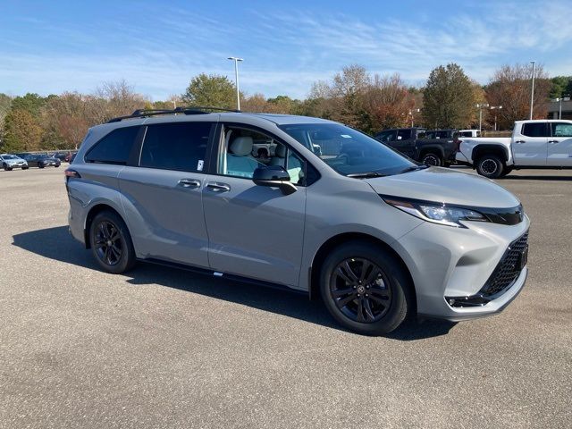 2025 Toyota Sienna XSE