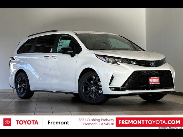 2025 Toyota Sienna XSE