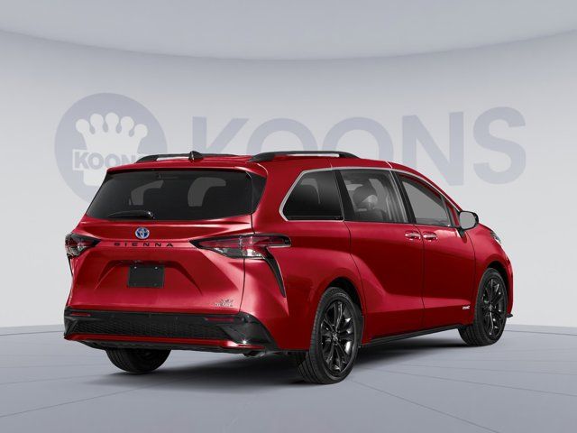 2025 Toyota Sienna XSE