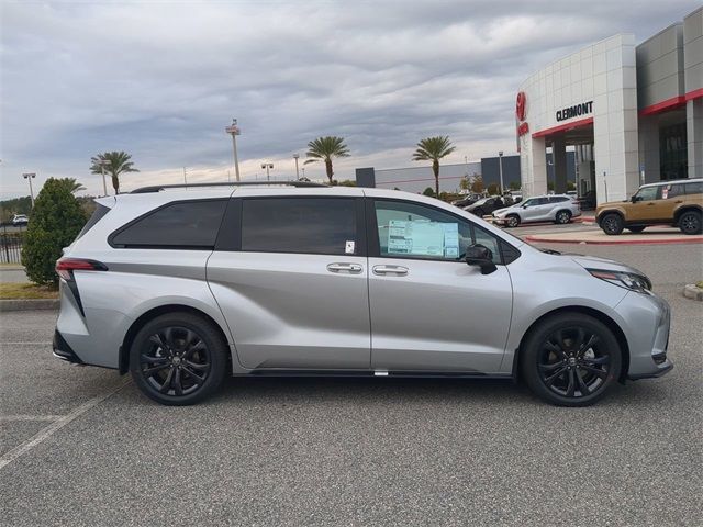 2025 Toyota Sienna XSE