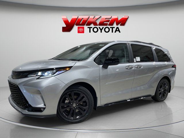 2025 Toyota Sienna XSE