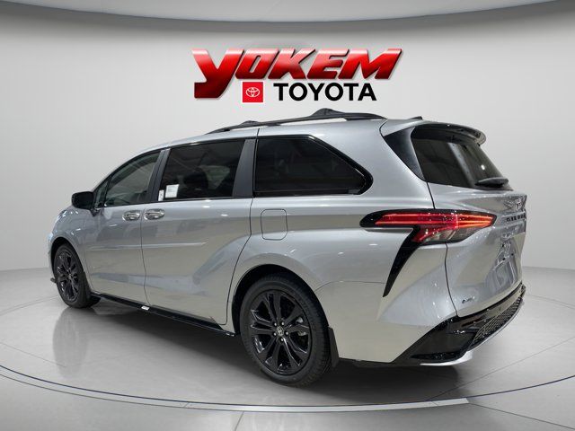 2025 Toyota Sienna XSE