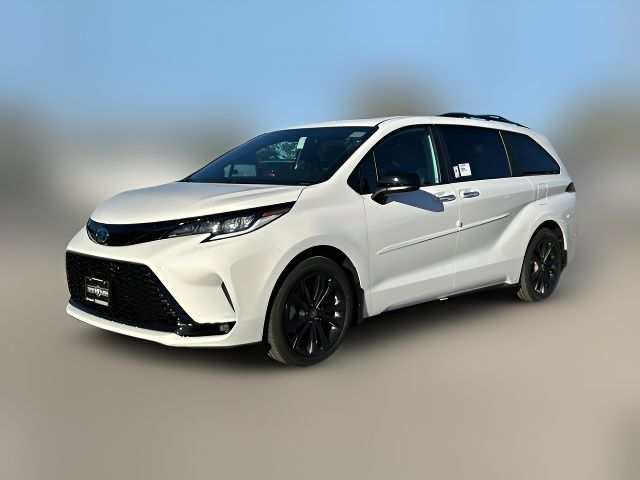 2025 Toyota Sienna XSE