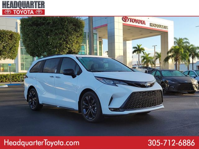 2025 Toyota Sienna XSE