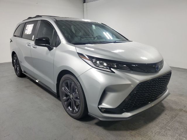 2025 Toyota Sienna XSE