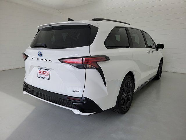 2025 Toyota Sienna XSE