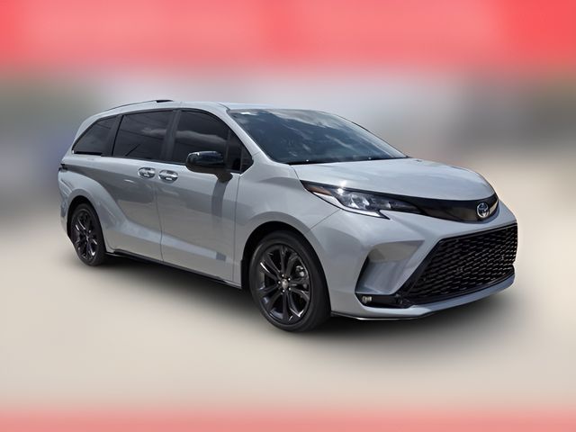 2025 Toyota Sienna XSE