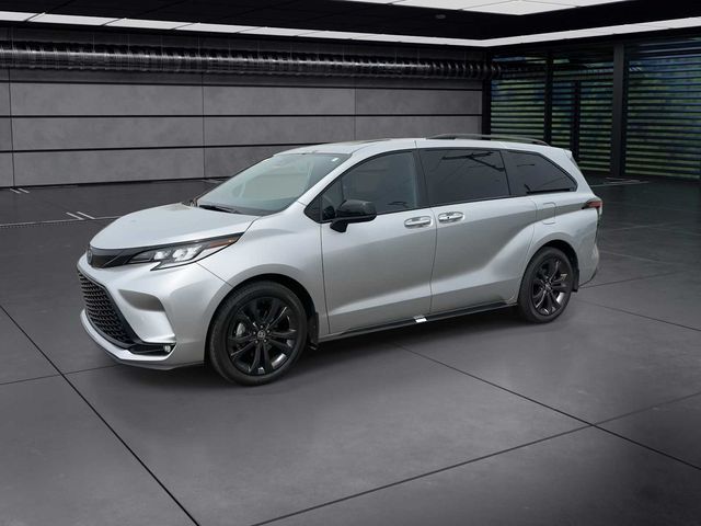 2025 Toyota Sienna XSE