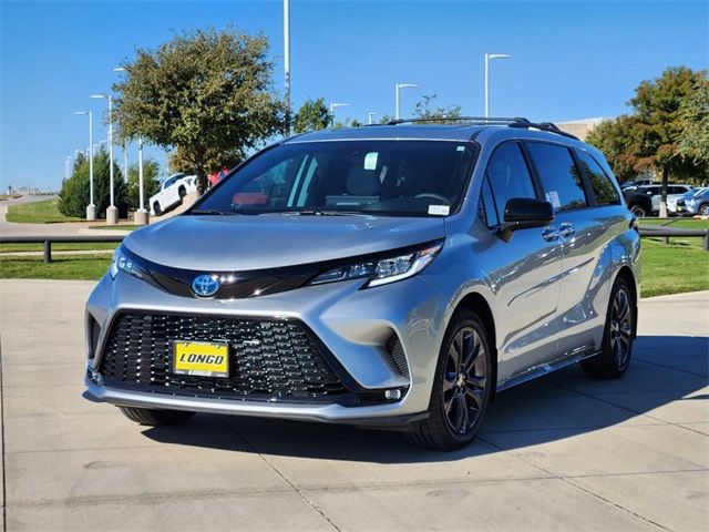 2025 Toyota Sienna XSE