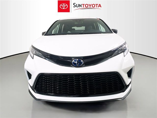 2025 Toyota Sienna XSE