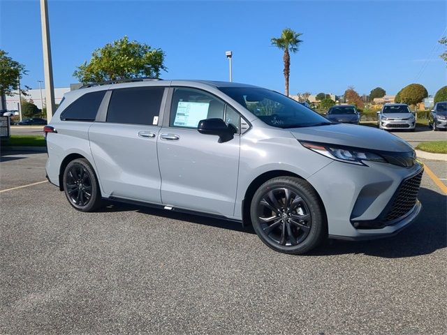 2025 Toyota Sienna XSE