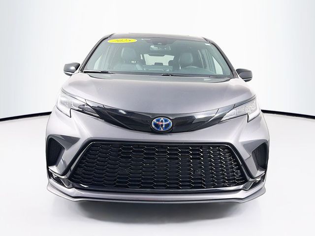 2025 Toyota Sienna XSE