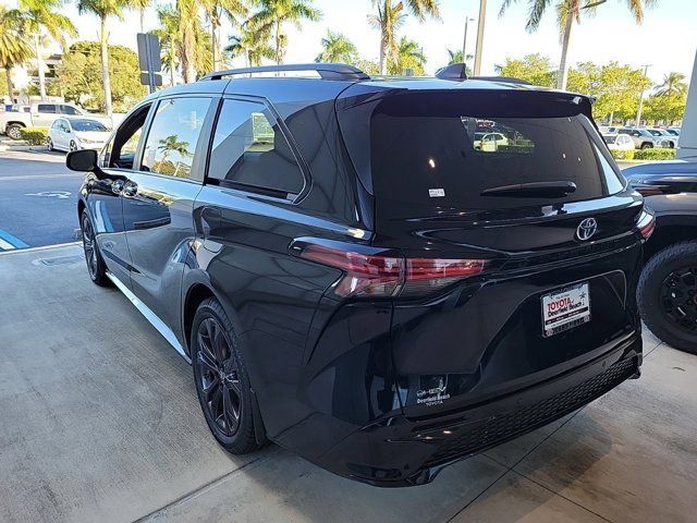 2025 Toyota Sienna XSE