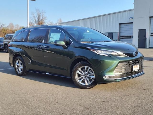 2025 Toyota Sienna Limited