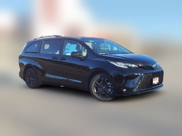 2025 Toyota Sienna XSE