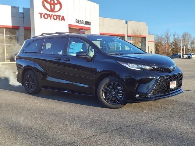 2025 Toyota Sienna XSE