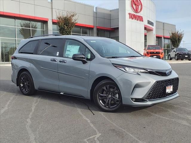 2025 Toyota Sienna XSE