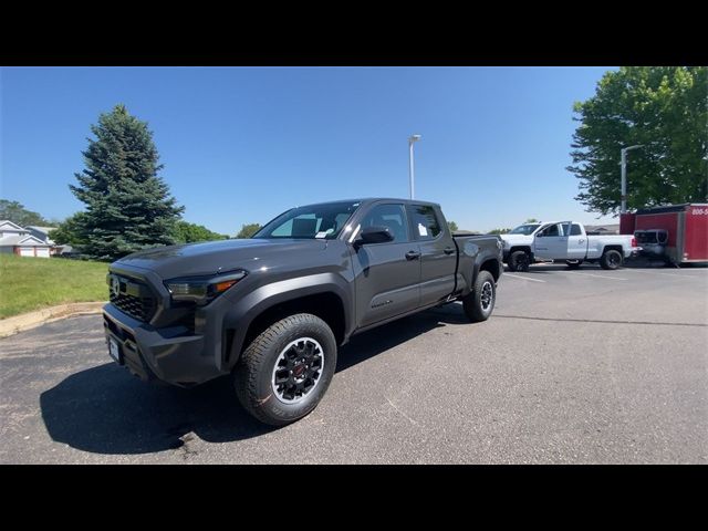2025 Toyota Tacoma 4WD 