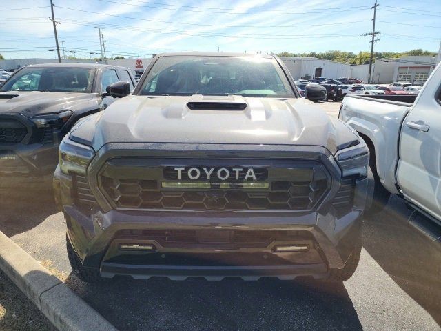 2025 Toyota Tacoma 4WD TRD Pro Hybrid