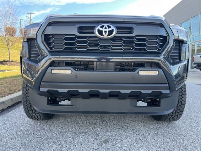 2025 Toyota Tacoma 4WD 