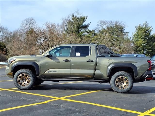 2025 Toyota Tacoma 4WD Trailhunter Hybrid