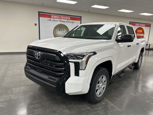 2025 Toyota Tundra SR