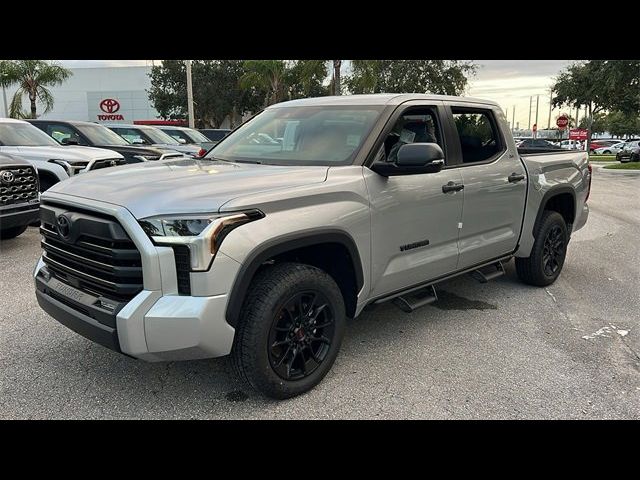 2025 Toyota Tundra SR5