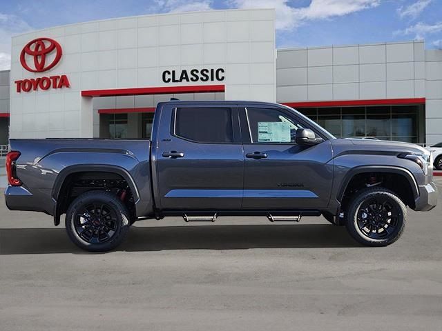 2025 Toyota Tundra SR