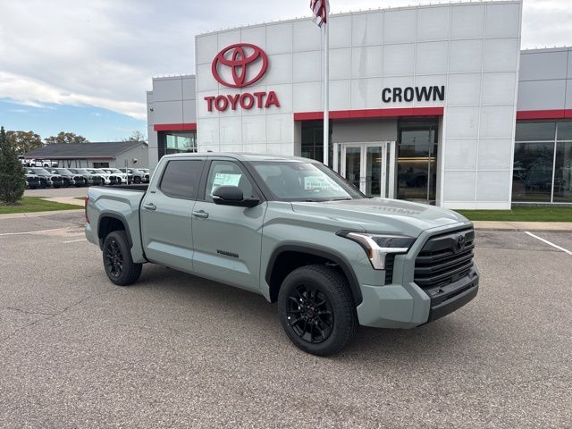 2025 Toyota Tundra SR5