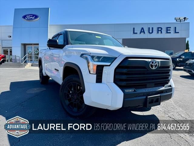 2025 Toyota Tundra SR5