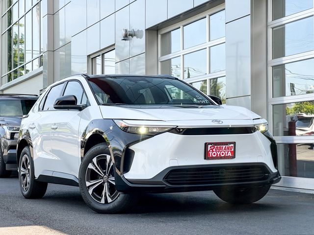 2025 Toyota bZ4X XLE